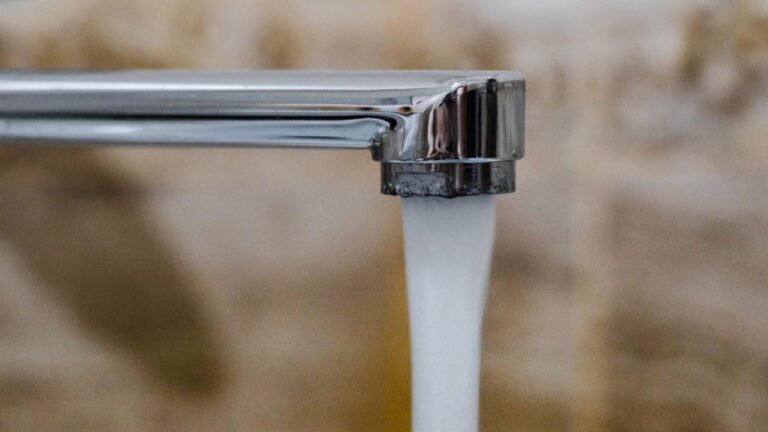 Окупаційна влада анонсувала хлорування води у Каховському районі