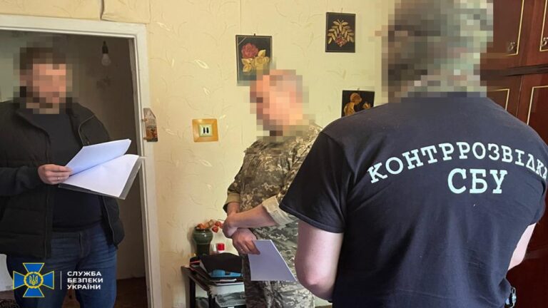 На Дніпропетровщині СБУ затримала керівників заводу, який постачав ЗСУ браковані міни
