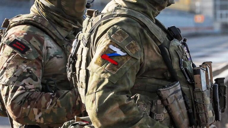 Окупанти затримують чоловіків та шукають проукраїнських активістів на лівобережжі Херсонщини