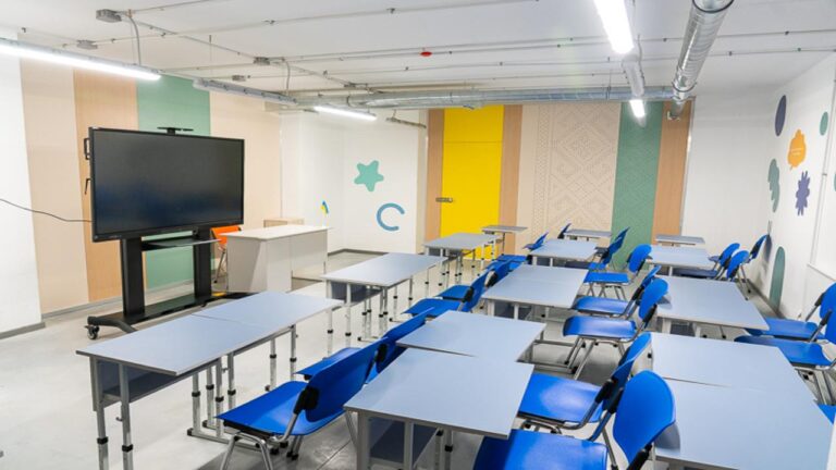У Запоріжжі 88% шкіл працюють у змішаному форматі