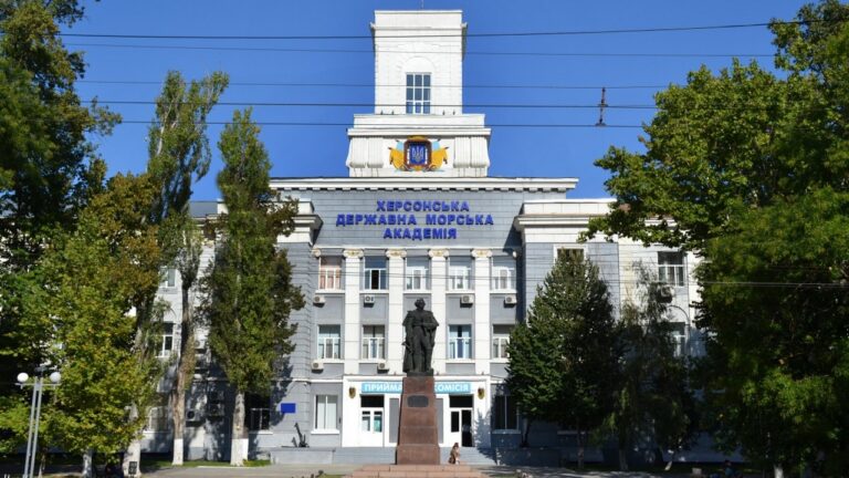 Херсонська морська академія, ймовірно, збереже автономію