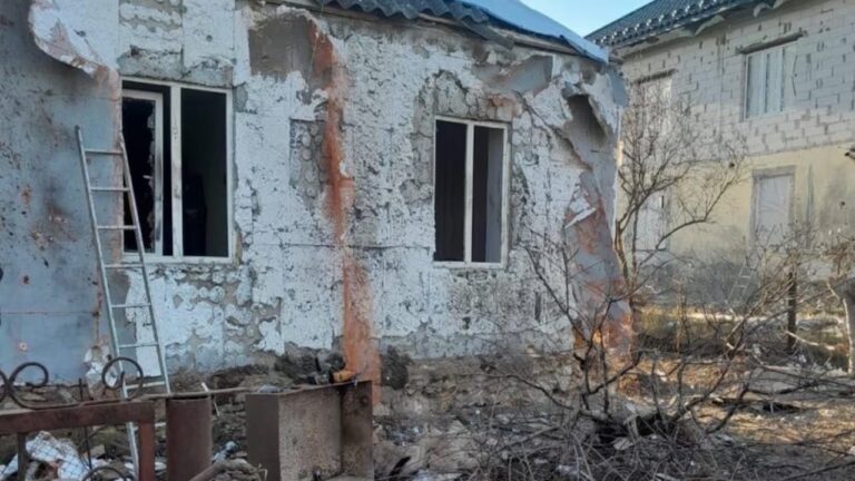 Внаслідок удару з БПЛА на Херсонщині поранені п’ятеро жінок