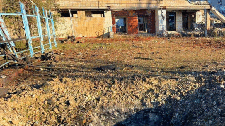 Обстріли Херсонщини: ворог атакував 31 населений пункт, поранено 9 людей