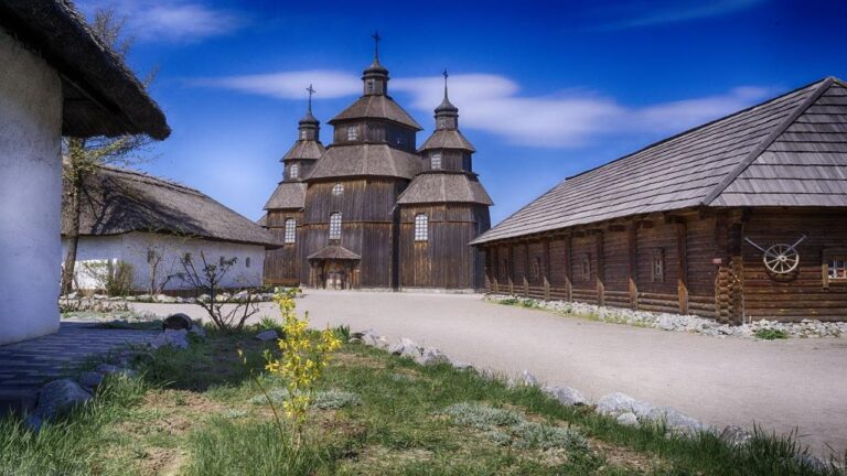 У заповіднику “Хортиця” підрахували кількість “прильотів”