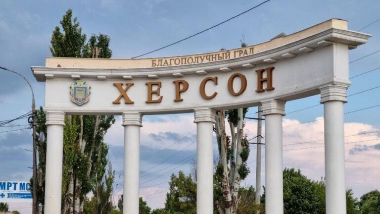 З приходом тепла на правобережжі Херсонщини зростає кількість мешканців