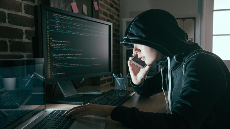 У трьох жительок Херсонщини шахраї поцупили майже 40 тис грн