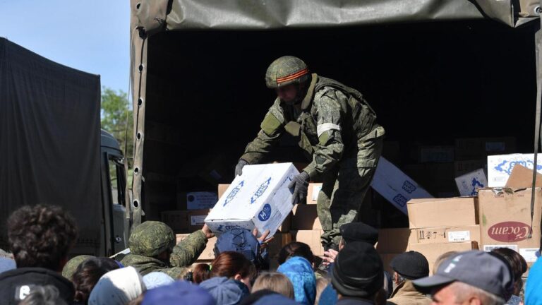 Повістки під час роздачі гуманітарної допомоги: підступні методи окупантів