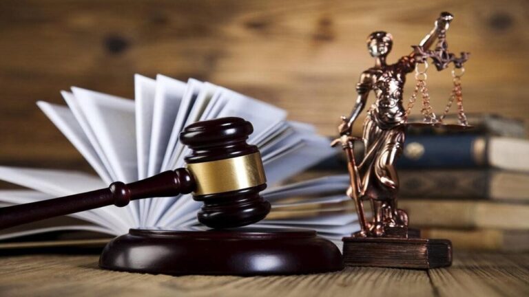 Закуповував хліб за завищеними цінами: посадовцю військової частини на Херсонщині оголошено підозру