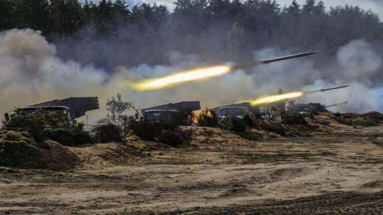 Один загиблий та троє поранених: наслідки російських обстрілів на Херсонщині