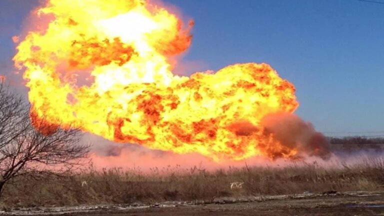 Внаслідок ворожих обстрілів Білозерська громада частково лишилася без газопостачання