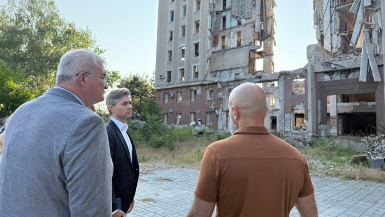 Міністри закордонних справ України та Литви відвідали Херсон