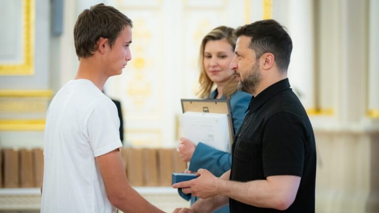 Хлопець з Миколаївщини отримав нагороду від Президента