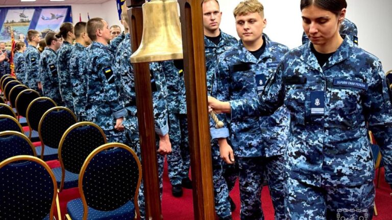 ВМС України поповнилися молодими офіцерами