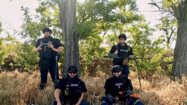 Звільнені землі Херсонщини розміновують сапери з Прикарпаття