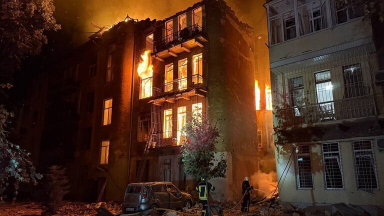 Російські війська атакували Одесу безпілотниками: багато руйнувань та поранених