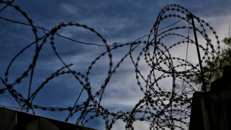 Окупанти оголосили “суд” жительці Херсонщини за підтримку ЗСУ в соцмережі