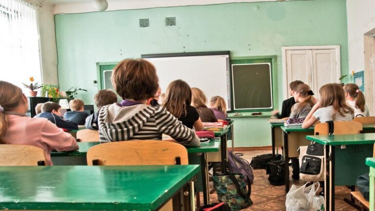 Херсонська гімназія №13 зупиняє роботу