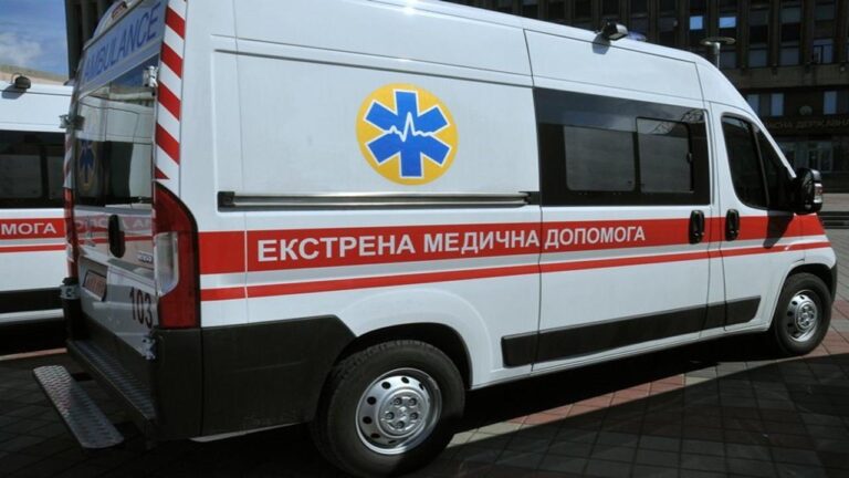 Херсонщина отримала автомобіль екстреної допомоги від партнерів