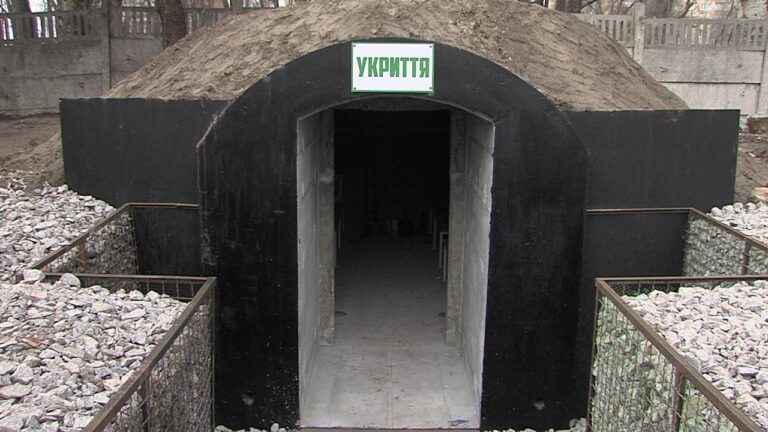 У Високопіллі на Херсонщині планують придбати п’ять залізобетонних укриттів