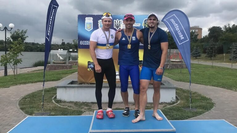 Веслувальники з Херсона здобули 8 медалей на чемпіонаті України
