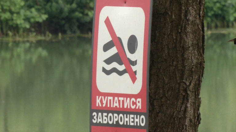 Купання у водоймах Бериславського району заборонено
