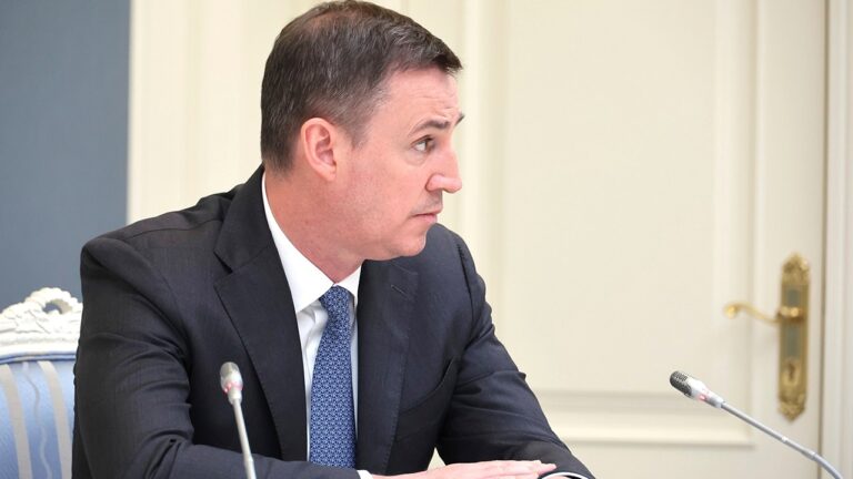 Вивозив зерно з ТОТ України: СБУ та прокуратура повідомили про підозру російському віце-прем’єру
