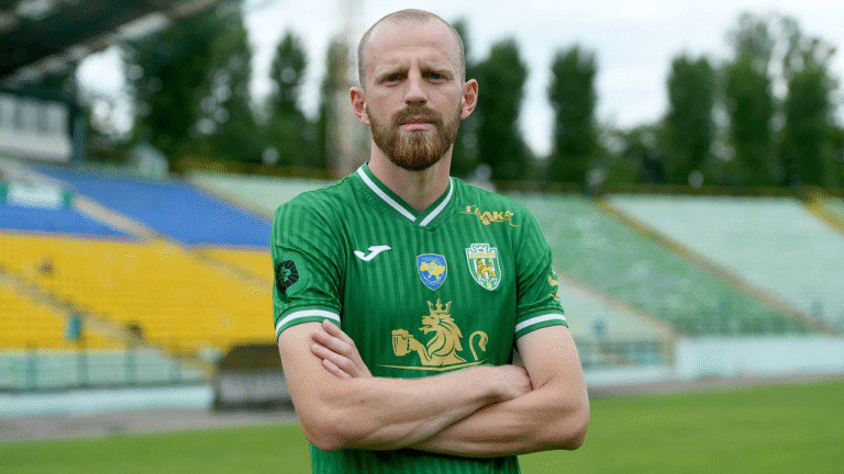 Ексгравця “Енергії” відсторонили від футболу через порушення етики