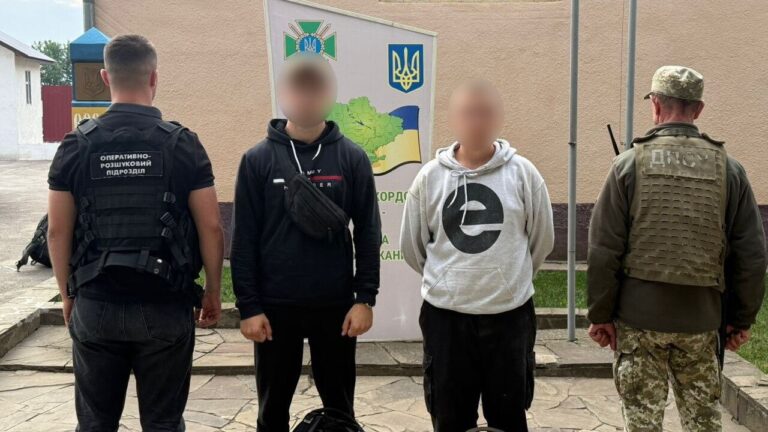 Купив маршрут у Telegram: чоловіка із Запоріжжя затримали під час спроби втекти до Молдови
