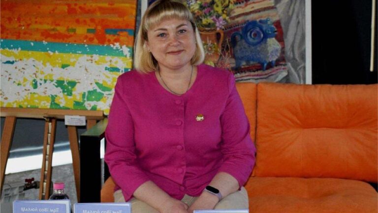 “Моє розстріляне джерело”: новокаховчанка пише поезії про окупацію Херсонщини