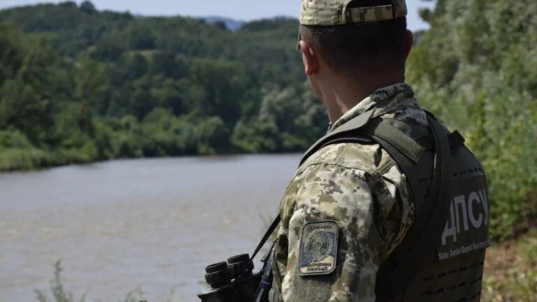 Прикордонника з Ізмаїлу, який відмовився воювати на Курському напрямку, кинули за ґрати