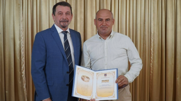 Колектив поромного комплексу “Орлівка” відзначено Подякою Верховної Ради