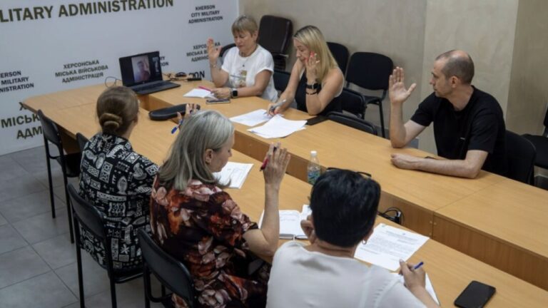 Гуманітарний штаб у Херсоні продовжує діяльність за участі громадських організацій