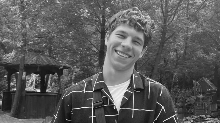 На Одещині під час футбольного матчу помер 22-річний спортсмен