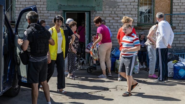 З мікрорайону Корабел у Херсоні евакуювали всіх дітей