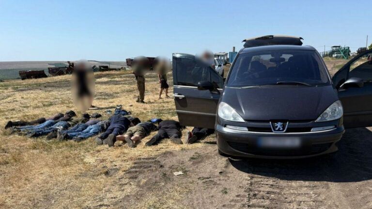 Прикордонники зупинили спробу нелегального переправлення людей до Придністров’я