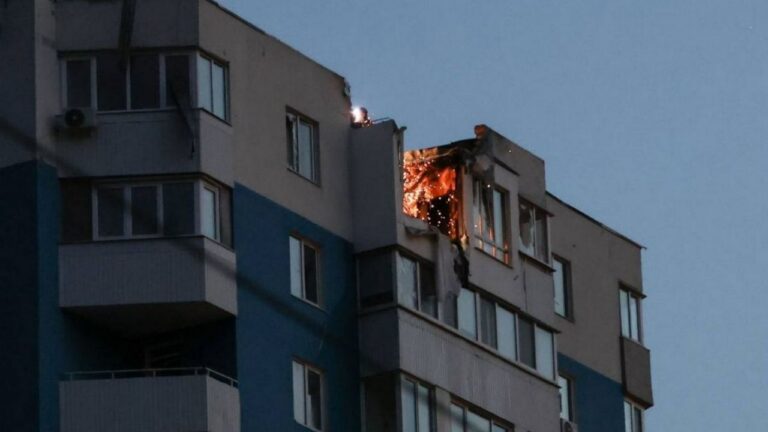 Ремонт пошкодженої обстрілами багатоповерхівки в Хлібодарському виконає компанія з підозрілою репутацією