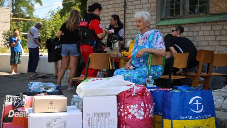 У пункті розміщення евакуйованих з мікрорайону Корабел Херсона встановлять побутову техніку