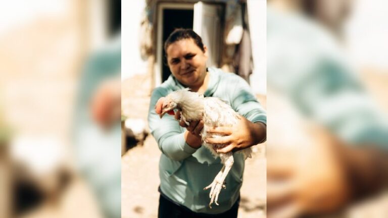 World Central Kitchen допомагає родинам на Херсонщині завдяки “курячим наборам”