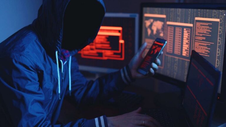 На Херсонщині шахраї ошукали людей на десятки тисяч гривень