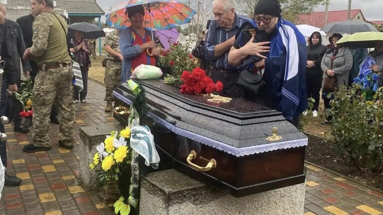 В Одеській єпархії УПЦ МП відреагували на поховання загиблого захисника у Новоселівці