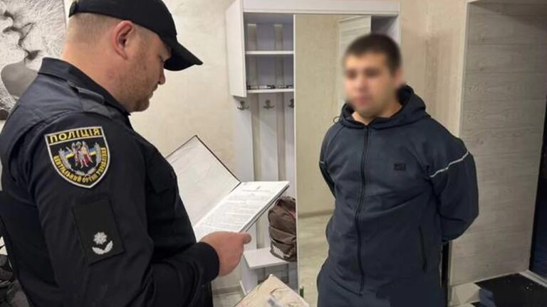 В Одесі затримали братів за шахрайство з коштами звільнених військових