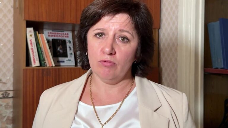 Жительку Херсонщини заочно повідомили про підозру в колабораціонізмі