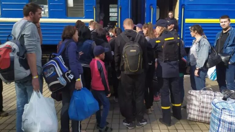 З правобережної Херсонщини евакуювали понад 51 тис людей