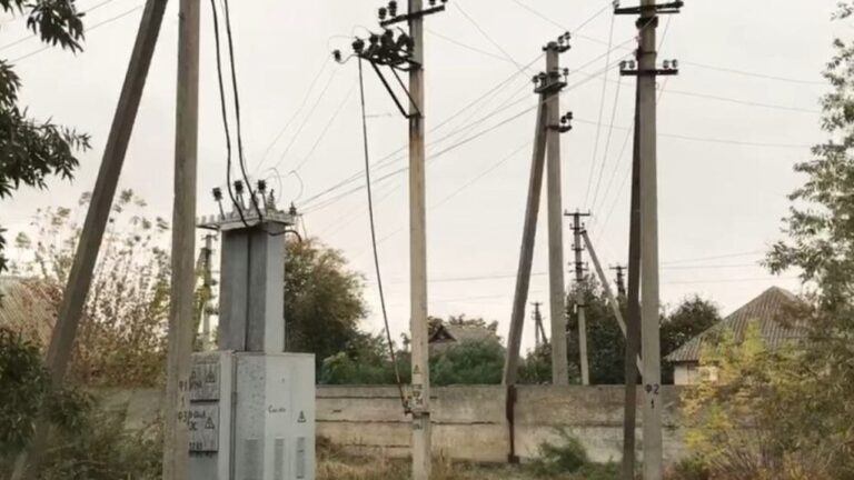 Окупаційне “Херсонобленерго” звинуватили у завищенні тарифів