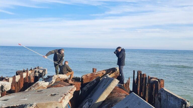 В Одесі перевірили якість морської води після скарг мешканців