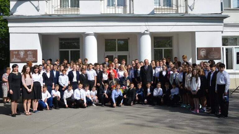 На Херсонщині попри війну розпочався новий навчальний рік