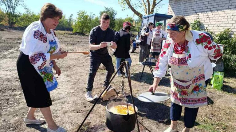 На Херсонщині відбувся фестиваль “Таврія-Борщ”