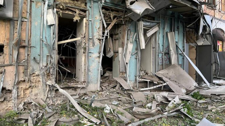 Росіяни знову обстріляли Херсонщину: є загиблий та поранені