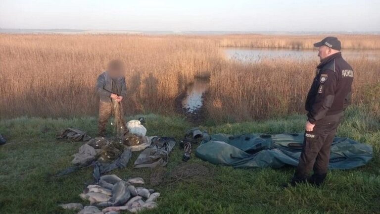 На Одещині чоловіка затримали за незаконний вилов риби під час нерестової заборони