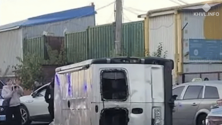 В Одесі відбулася сутичка з представниками ТЦК: люди перевернули бус та вибили вікна